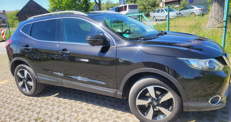 Nissan Qashqai cena 59900 przebieg: 144000, rok produkcji 2015 z Bieruń małe 781